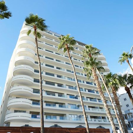 Finikoudes Luxury Apartments Larnaca Dış mekan fotoğraf