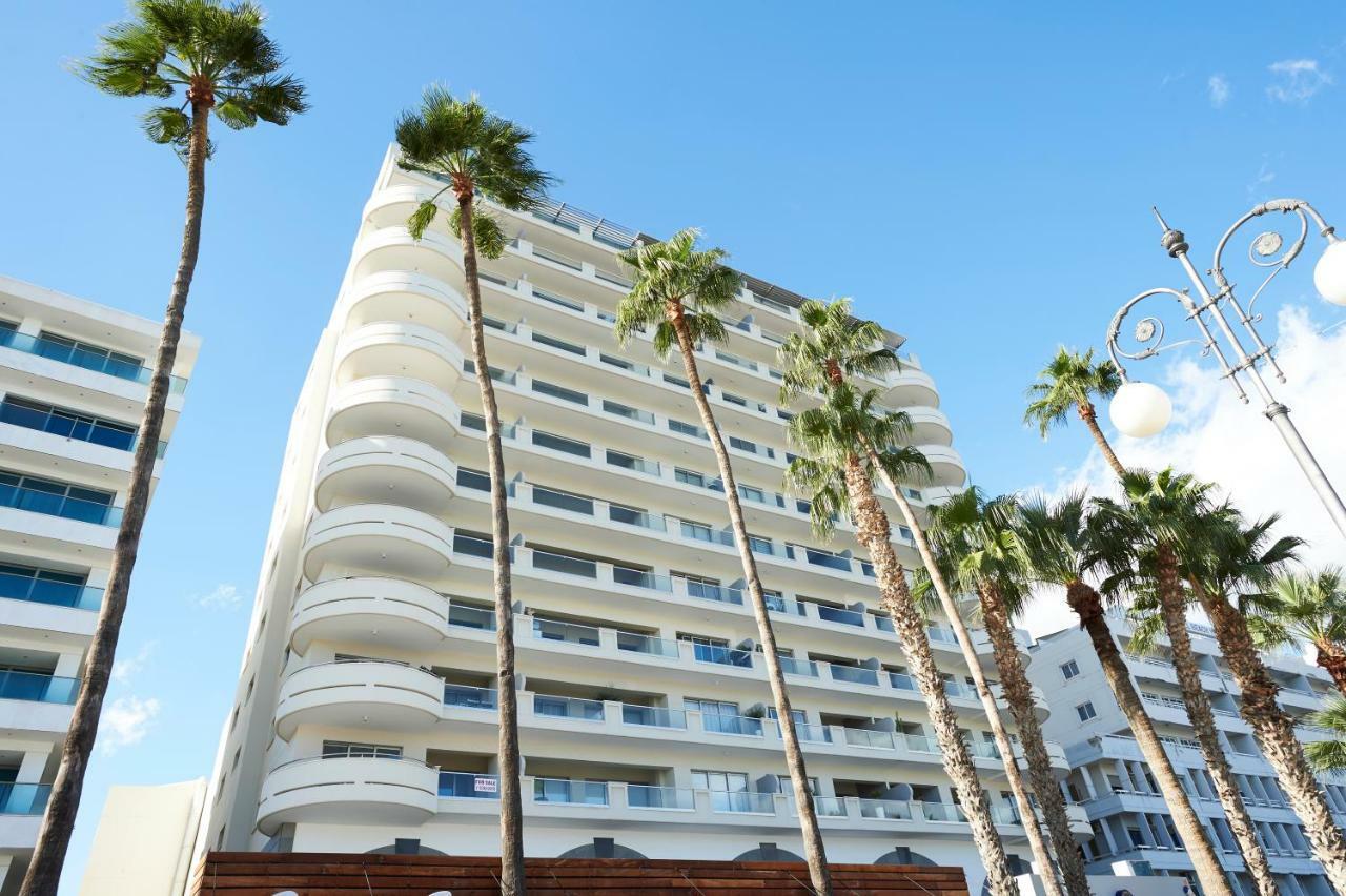 Finikoudes Luxury Apartments Larnaca Dış mekan fotoğraf