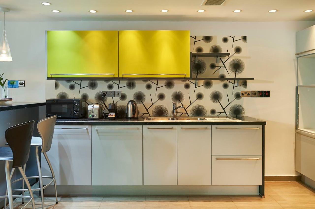 Finikoudes Luxury Apartments Larnaca Dış mekan fotoğraf
